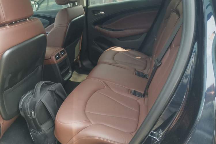 Used Buick Envision 2021 532T Two-Wheel-Drive Luxury Version Left Rear Seat