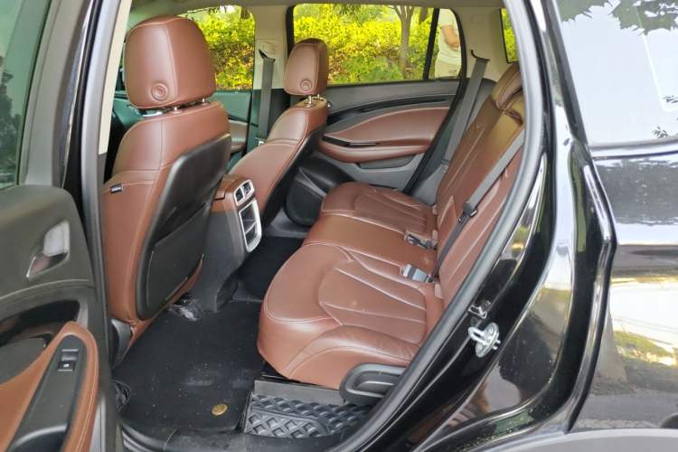Used Buick Envision 2021 532T Two-Wheel-Drive Luxury Version Left Rear Seat