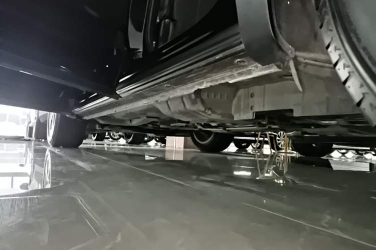 Used Buick Envision 2021 Encore Plus 652T Five-Seat Luxury Model Left Side Sill