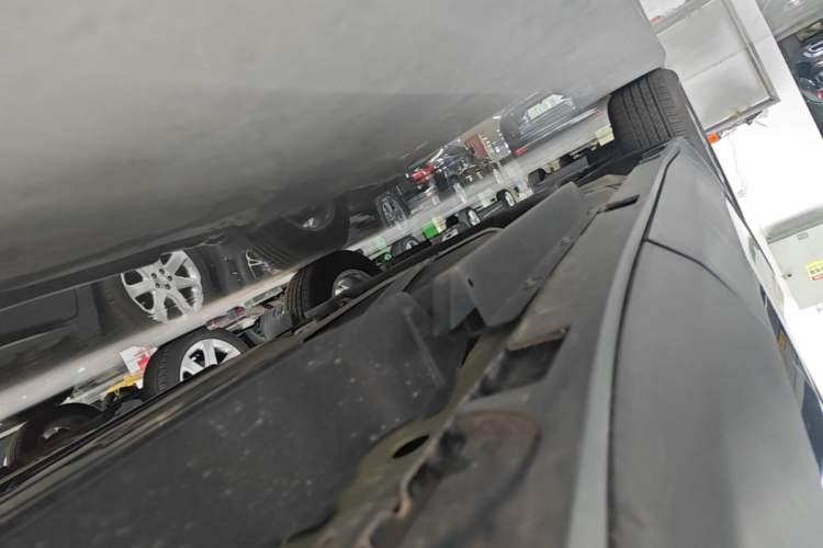 Used Buick Envision 2021 532T Two-Wheel-Drive Luxury Version Left Side Sill