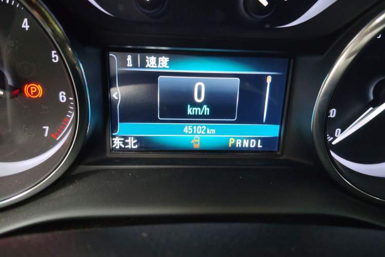 Used Buick Envision 2021 532T Two-Wheel-Drive Luxury Version Odometer Close Up