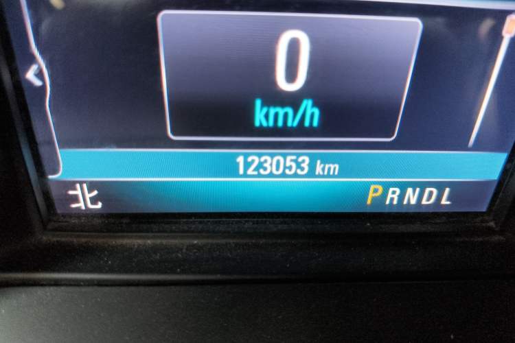 Used Buick Envision 2021 532T Two-Wheel-Drive Elite Version Odometer Close Up
