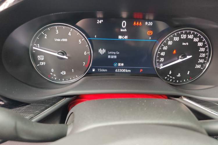 Used Buick Envision 2021 Encore Plus 652T Five-Seat Elite Model Odometer Close Up