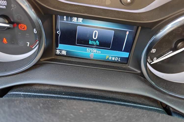 Used Buick Envision 2021 532T Two-Wheel-Drive Elite Version Odometer Close Up