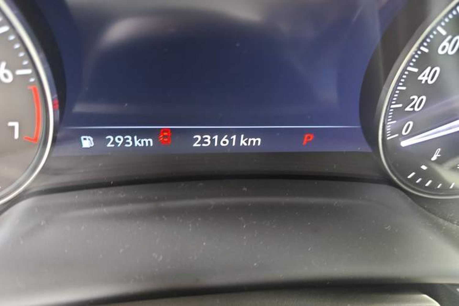 Used Buick Envision 2021 Encore Plus 652T Five-Seat Luxury Model Odometer Close Up