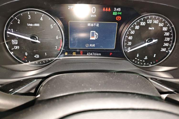 Used Buick Envision 2021 Encore Plus 652T Five-Seat Luxury Model Odometer Close Up
