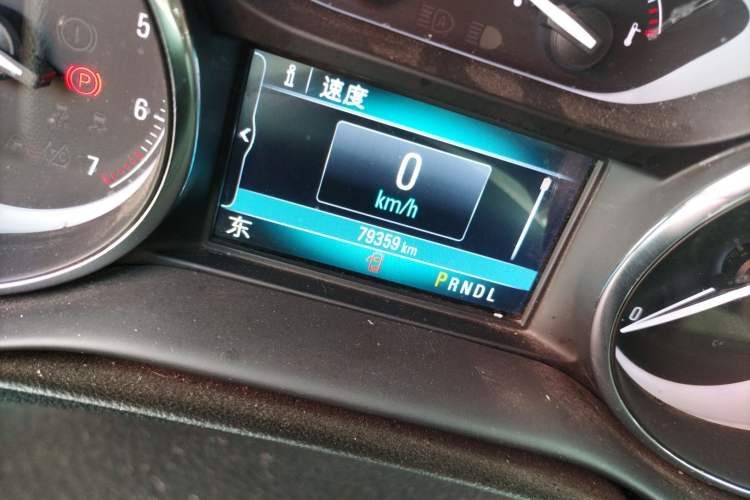 Used Buick Envision 2021 532T Two-Wheel-Drive Luxury Version Odometer Close Up