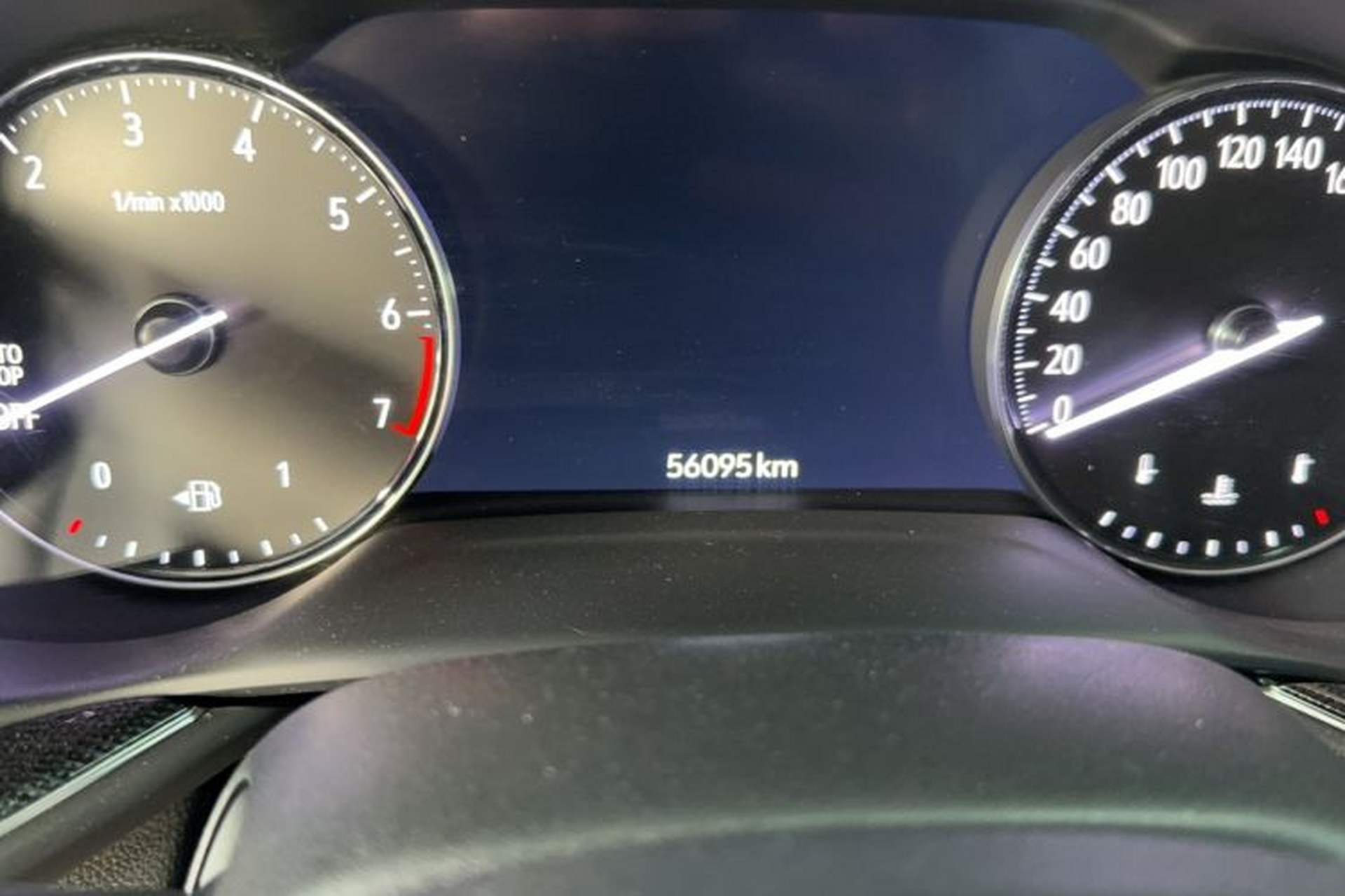 Used Buick Envision 2021 Encore Plus 652T 7-Seat Luxury Model Odometer Close Up