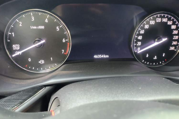 Used Buick Envision 2021 Encore Plus 652T Five-Seat Luxury Model Odometer Close Up