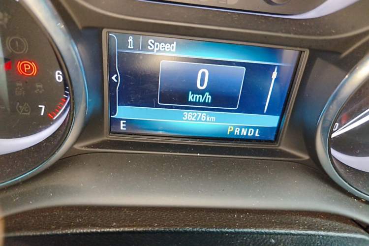 Used Buick Envision 2021 532T Two-Wheel-Drive Elite Version Odometer Close Up