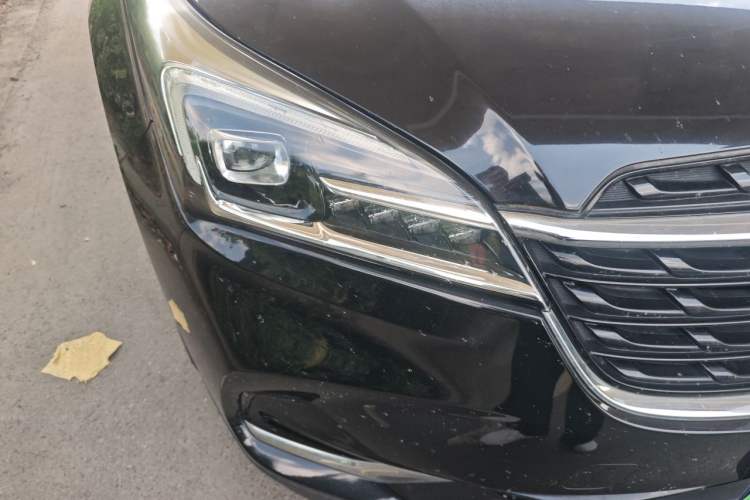 Used Buick Envision 2021 532T Two-Wheel-Drive Leading Version Right Front Headlight