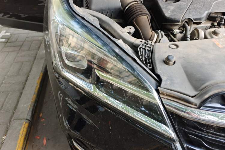 Used Buick Envision 2021 532T Two-Wheel-Drive Elite Version Right Front Headlight