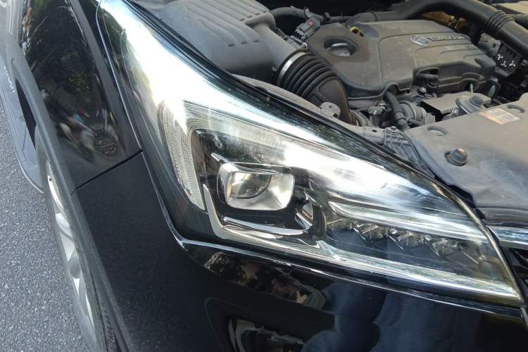 Used Buick Envision 2021 532T Two-Wheel-Drive Leading Version Right Front Headlight