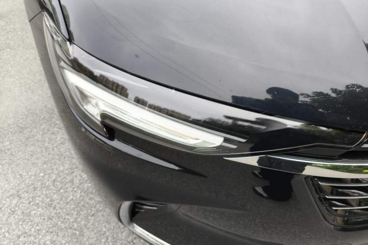 Used Buick Envision 2021 Encore Plus 652T Five-Seat Elite Model Right Front Headlight