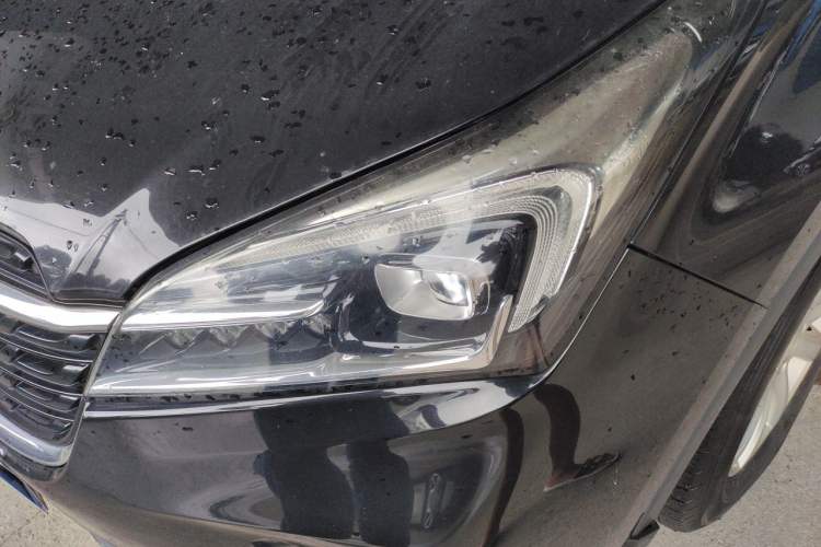 Used Buick Envision 2021 532T Two-Wheel-Drive Elite Version Right Front Headlight