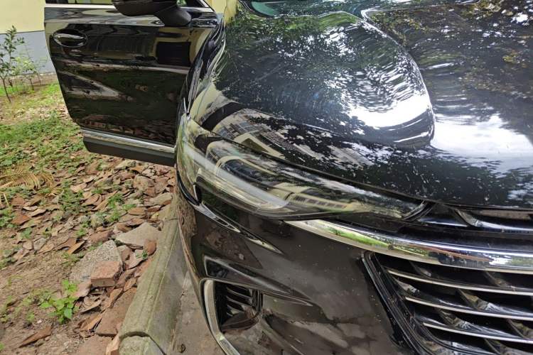 Used Buick Envision 2021 Encore Plus 652T Five-Seat Elite Model Right Front Headlight