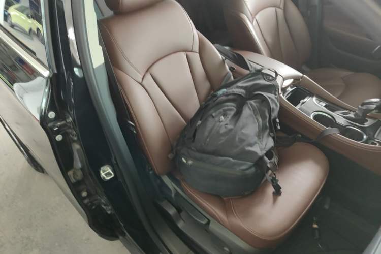 Used Buick Envision 2021 532T Two-Wheel-Drive Elite Version Right Front Seat