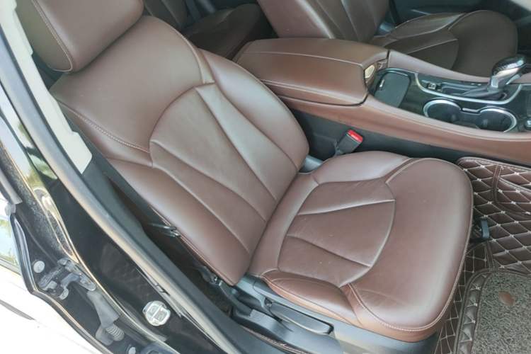 Used Buick Envision 2021 532T Two-Wheel-Drive Elite Version Right Front Seat