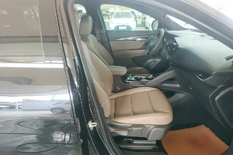 Used Buick Envision 2021 Encore Plus 652T Five-Seat Luxury Model Right Front Seat