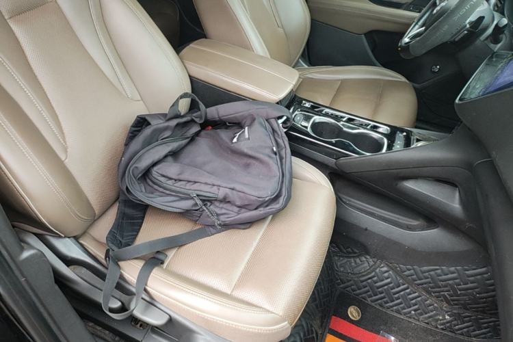 Used Buick Envision 2021 Encore Plus 652T Five-Seat Luxury Model Right Front Seat