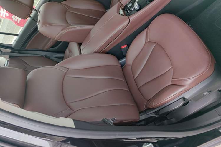 Used Buick Envision 2021 532T Two-Wheel-Drive Elite Version Right Front Seat