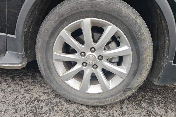Used Buick Envision 2021 532T Two-Wheel-Drive Elite Version Right Front Wheel Hub