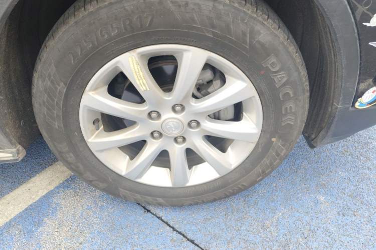 Used Buick Envision 2021 532T Two-Wheel-Drive Luxury Version Right Front Wheel Hub