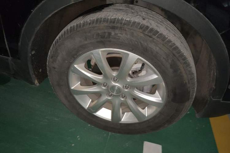 Used Buick Envision 2021 532T Two-Wheel-Drive Elite Version Right Front Wheel Hub