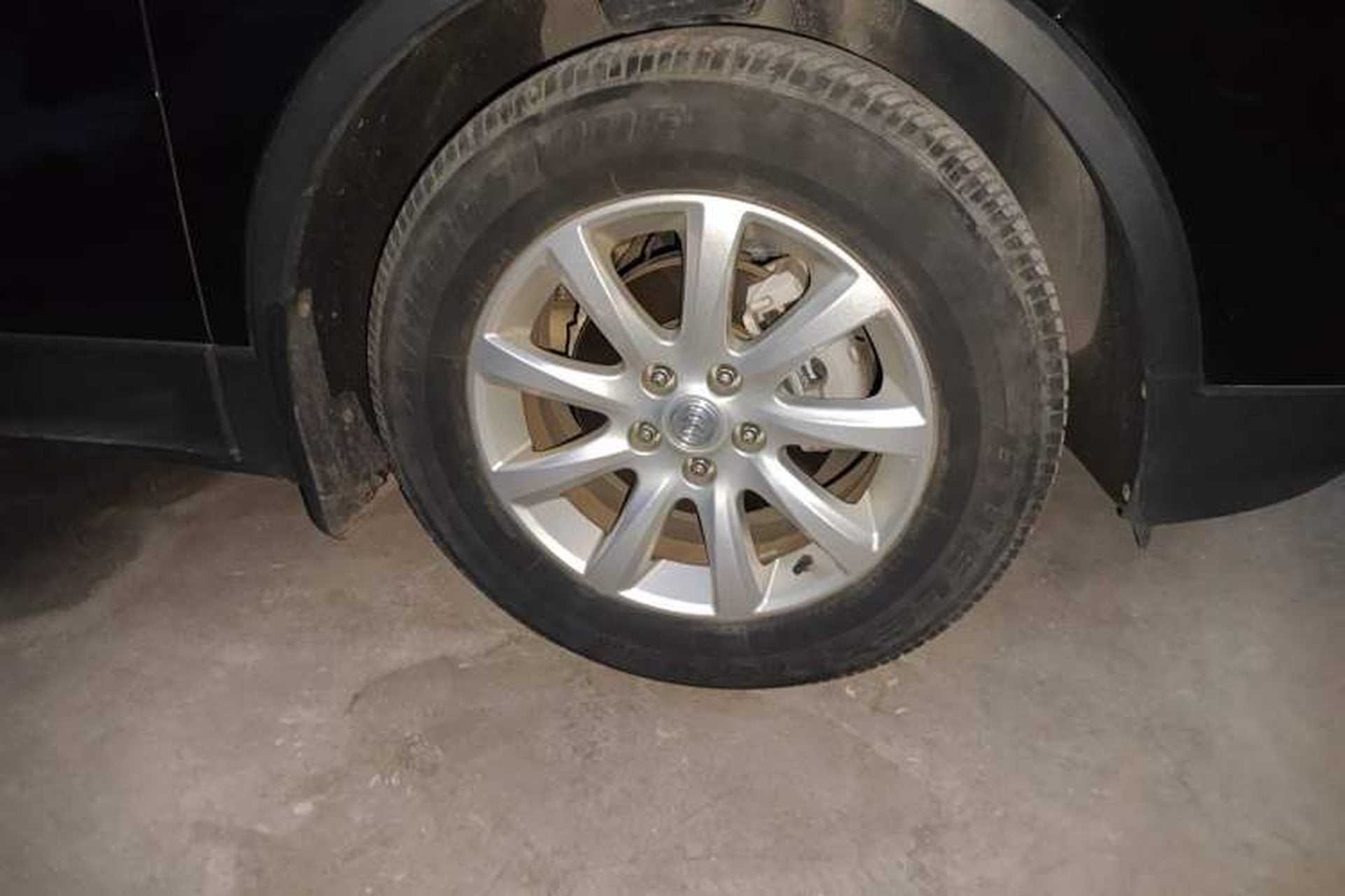Used Buick Envision 2021 532T Two-Wheel-Drive Elite Version Right Front Wheel Hub