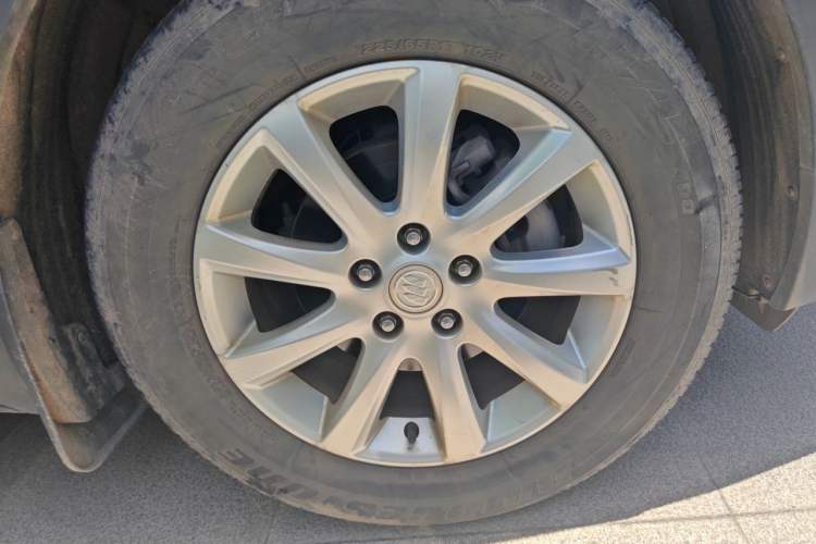 Used Buick Envision 2021 532T Two-Wheel-Drive Elite Version Right Front Wheel Hub