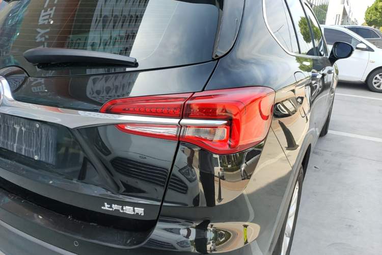 Used Buick Envision 2021 532T Two-Wheel-Drive Elite Version Right Rear Taillight