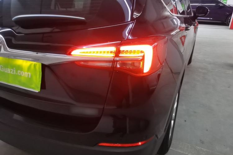 Used Buick Envision 2021 532T Two-Wheel-Drive Elite Version Right Rear Taillight