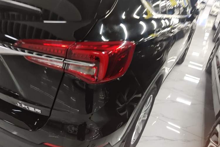 Used Buick Envision 2021 532T Two-Wheel-Drive Leading Version Right Rear Taillight