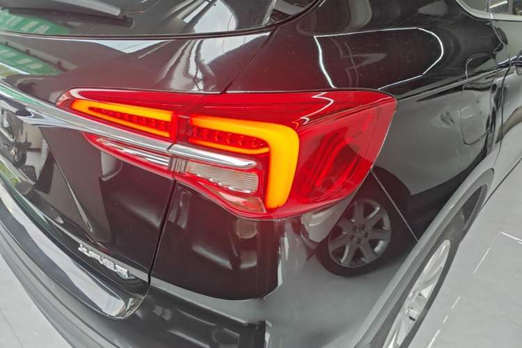 Used Buick Envision 2021 532T Two-Wheel-Drive Luxury Version Right Rear Taillight