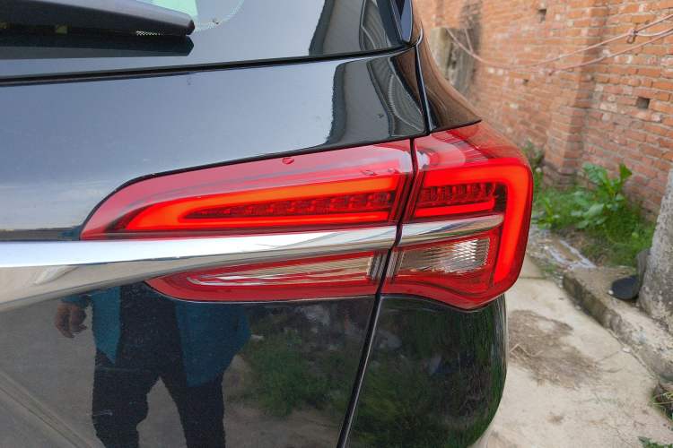 Used Buick Envision 2021 532T Two-Wheel-Drive Leading Version Right Rear Taillight