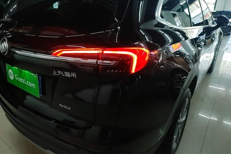 Used Buick Envision 2021 Encore Plus 652T 7-Seat Luxury Model Right Rear Taillight