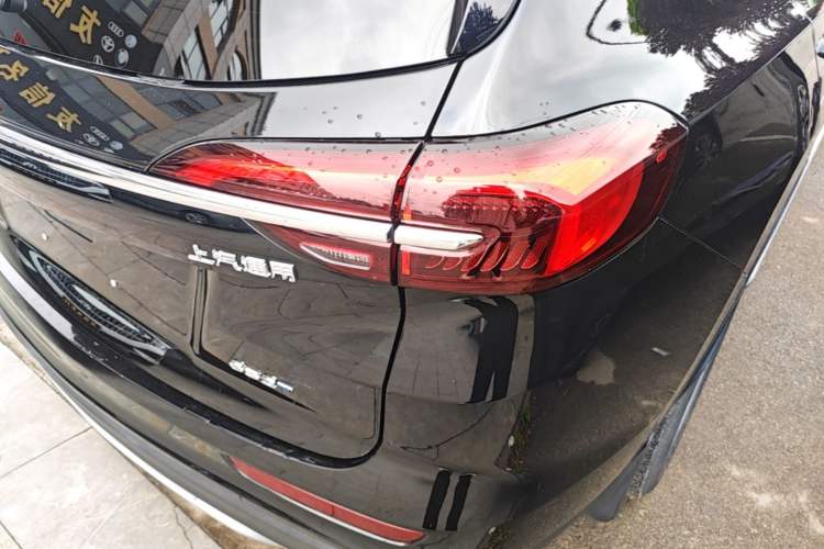 Used Buick Envision 2021 Encore Plus 652T Five-Seat Luxury Model Right Rear Taillight
