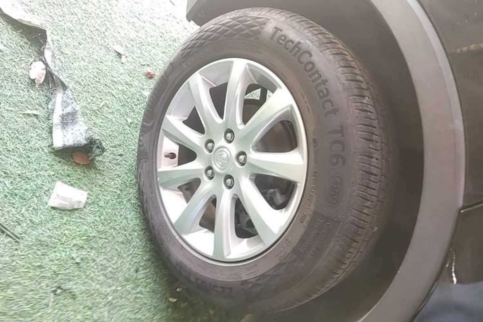 Used Buick Envision 2021 532T Two-Wheel-Drive Luxury Version Right Rear Wheel Hub