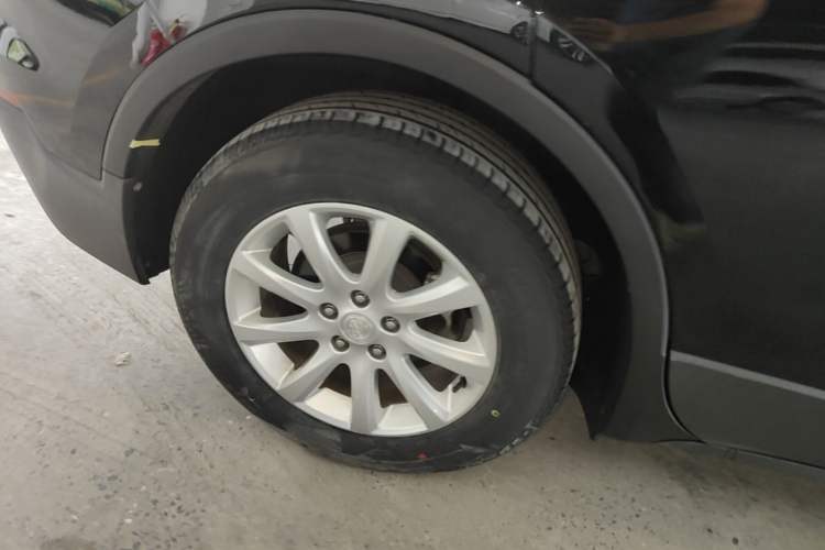 Used Buick Envision 2021 532T Two-Wheel-Drive Elite Version Right Rear Wheel Hub