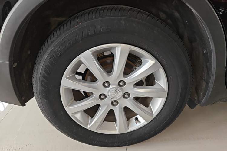 Used Buick Envision 2021 532T Two-Wheel-Drive Elite Version Right Rear Wheel Hub