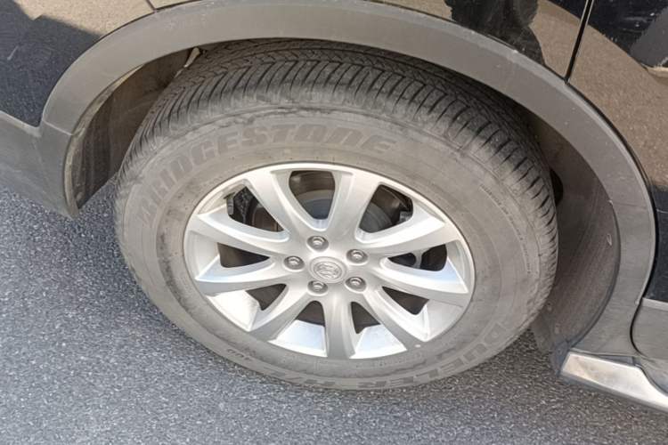 Used Buick Envision 2021 532T Two-Wheel-Drive Elite Version Right Rear Wheel Hub