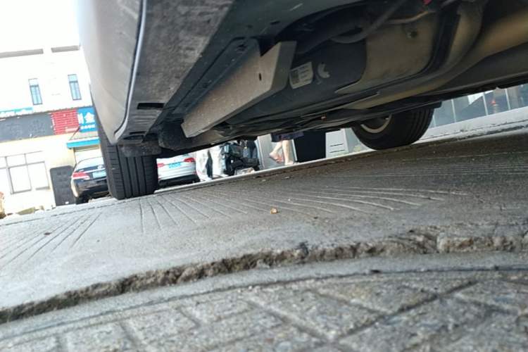 Used Buick Envision 2021 532T Two-Wheel-Drive Elite Version Right Side Sill
