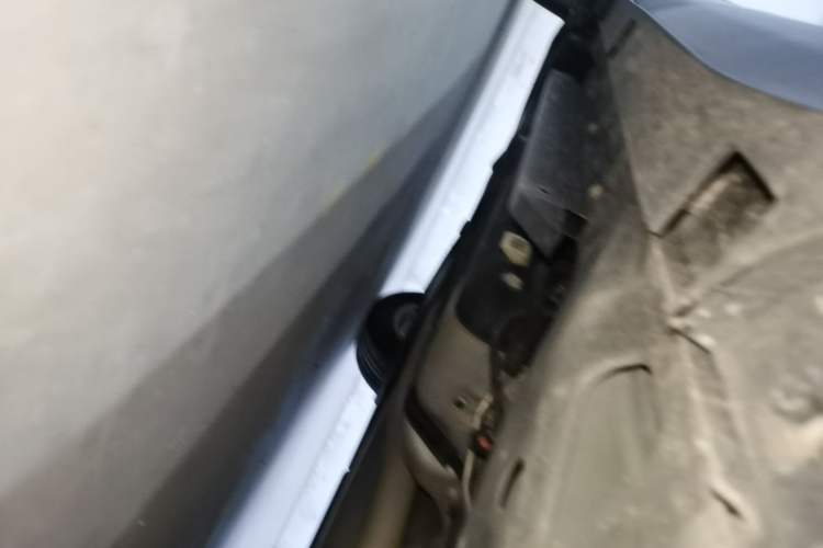 Used Buick Envision 2021 532T Two-Wheel-Drive Elite Version Right Side Sill