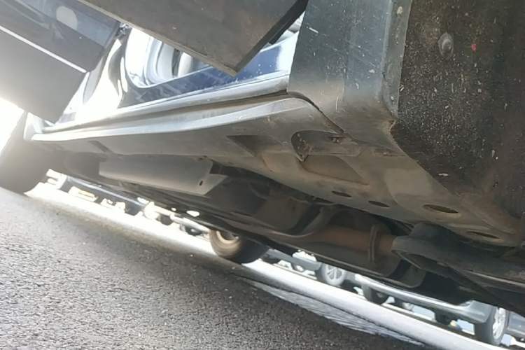 Used Buick Envision 2021 532T Two-Wheel-Drive Luxury Version Right Side Sill