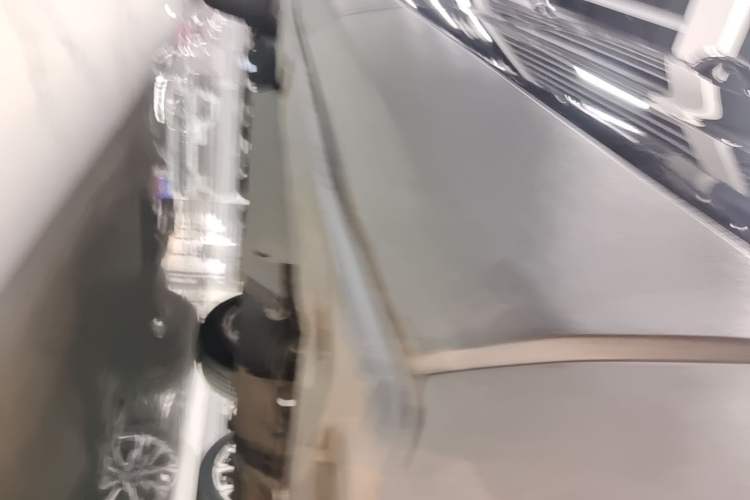 Used Buick Envision 2021 532T Two-Wheel-Drive Leading Version Right Side Sill