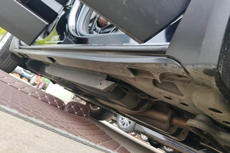 Used Buick Envision 2021 532T Two-Wheel-Drive Elite Version Right Side Sill