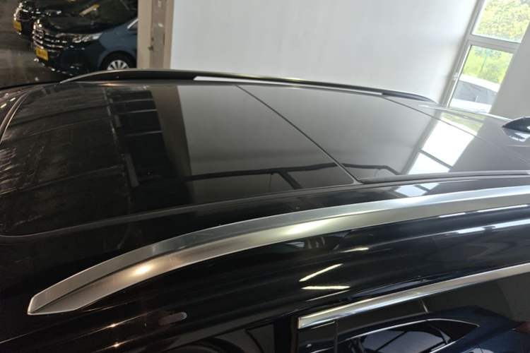 Used Buick Envision 2021 Encore Plus 652T Five-Seat Luxury Model Roof