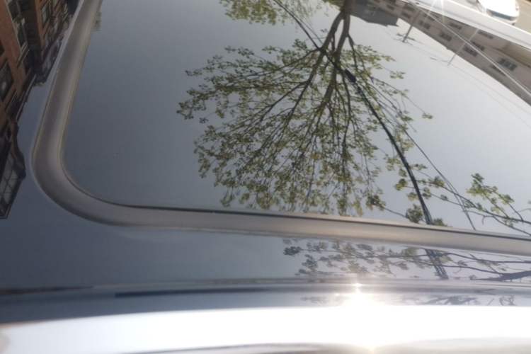 Used Buick Envision 2021 532T Two-Wheel-Drive Luxury Version Roof