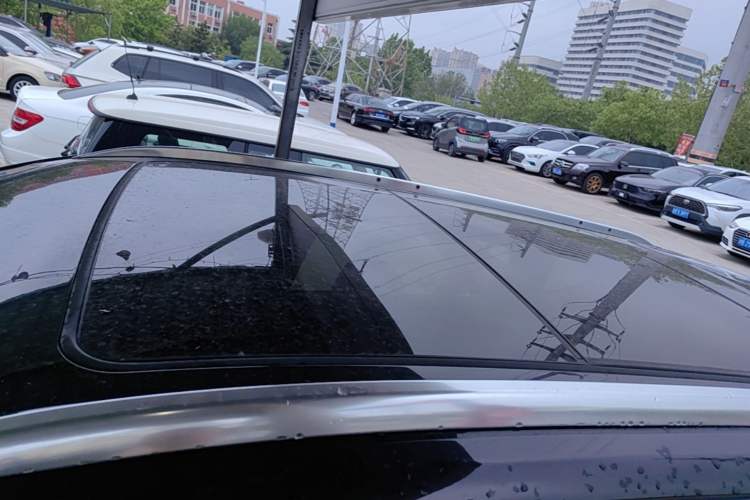 Used Buick Envision 2021 532T Two-Wheel-Drive Elite Version Roof