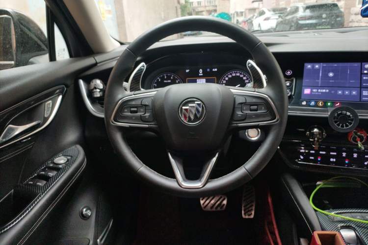Used Buick Envision 2021 Encore Plus 652T Five-Seat All-Wheel-Drive Luxury Model Steering Wheel